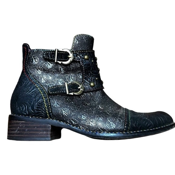 L’ARTISTE Spring Step Nailhead Buckled Ankle Boots Shoes Women’s Size 8 - Picture 7 of 13